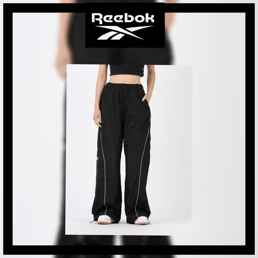 ✨️ NEW Cond. Reebok Black Relaxed Fit Wind Pants ✨️